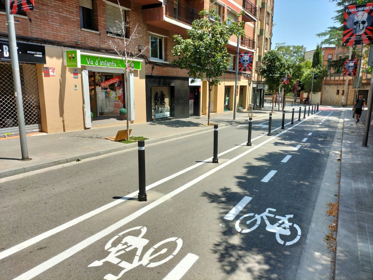 Carlos Cordón defensa el carril bici deFrancesc Layret indicant que era una demanda de molts col·lectius